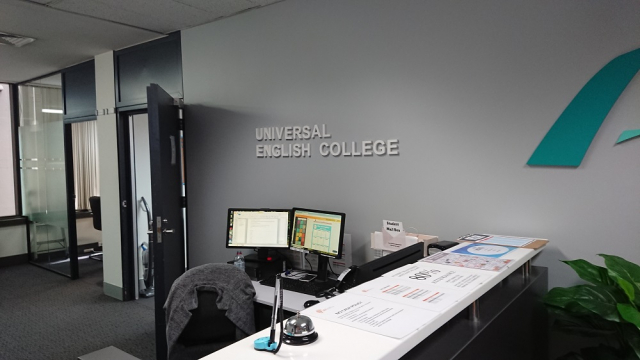 Universal English College(UEC) / 旧 ELS Language Centers